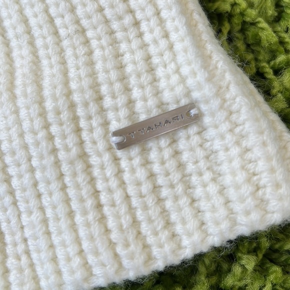 Wool turtle neck - Picture 2 of 7